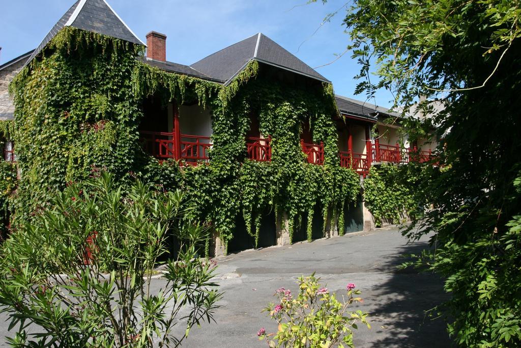 Castel Hotel 1904 Saint-Gervais-dʼAuvergne Екстериор снимка